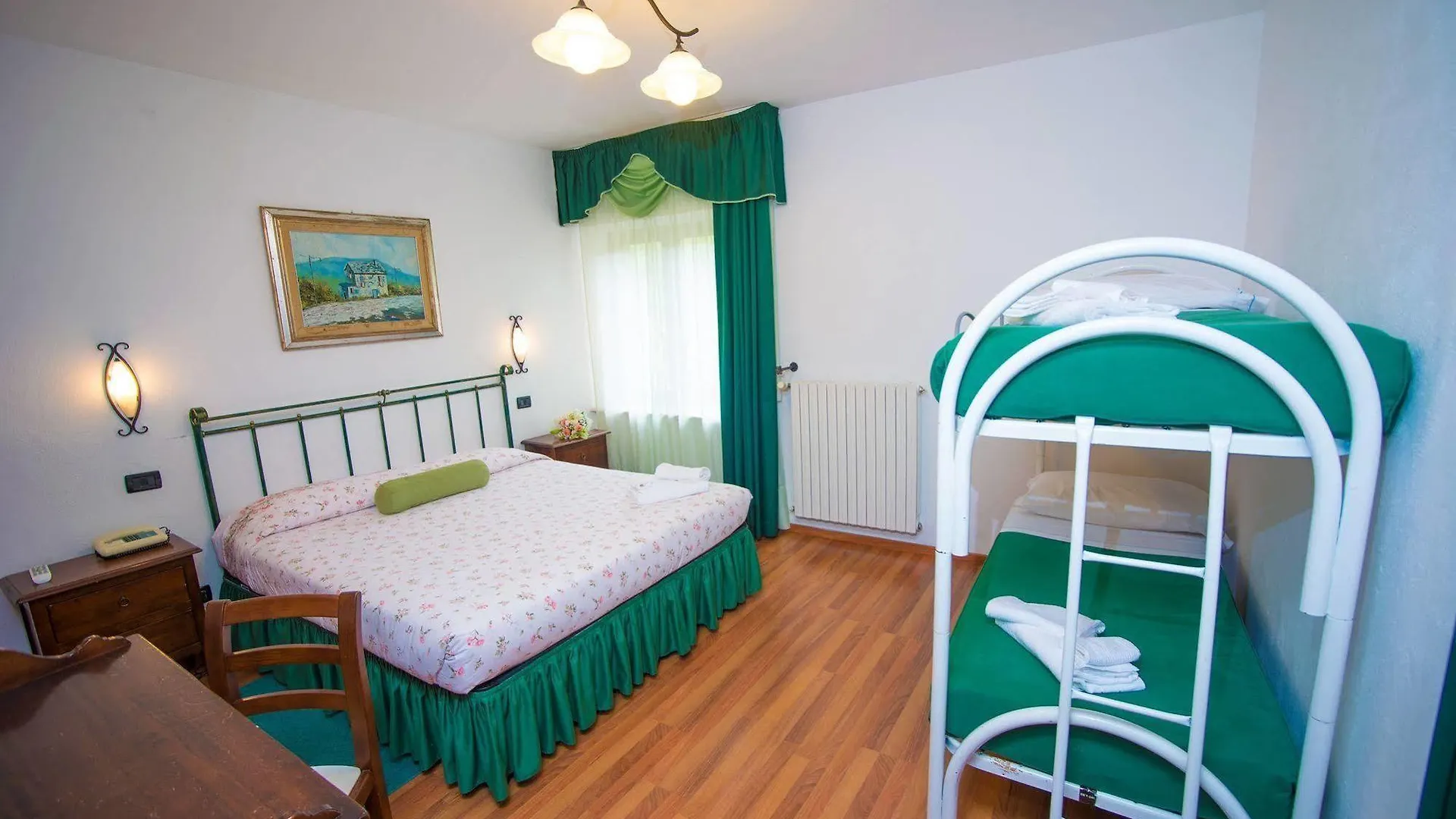 קסטל דל פיאנו Albergo Le Macinaie - Monte Amiata 2*, קסטל דל פיאנו איטליה